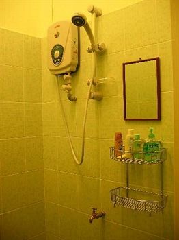 Jesselton Guest house 2*